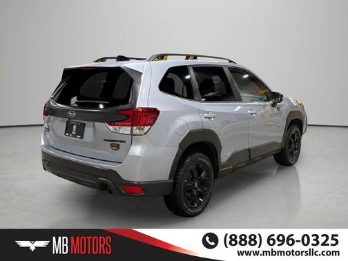 Ice Silver Metallic 2024 Subaru Forester Wilderness