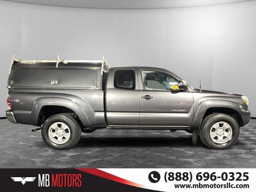 2015 Toyota Tacoma Base