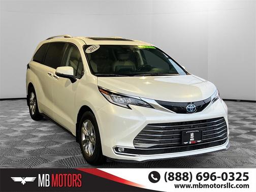 2022 Toyota Sienna Limited