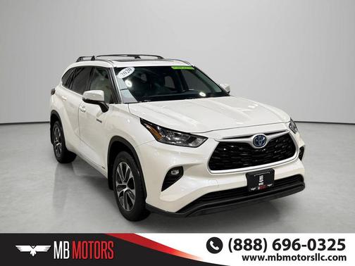Blizzard Pearl 2020 Toyota Highlander Hybrid XLE