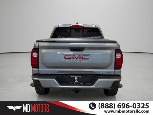 Gray 2025 GMC Canyon AT4