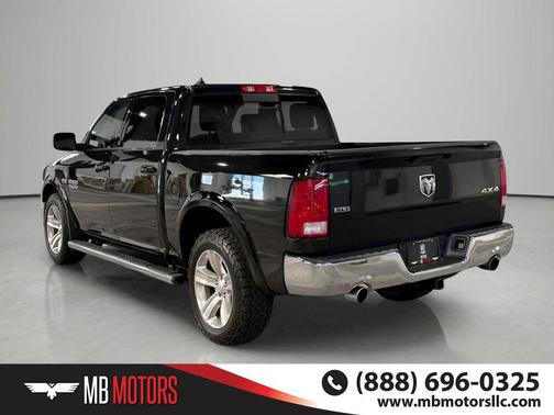 Brilliant Black Crystal Pearl 2019 RAM 1500 SLT