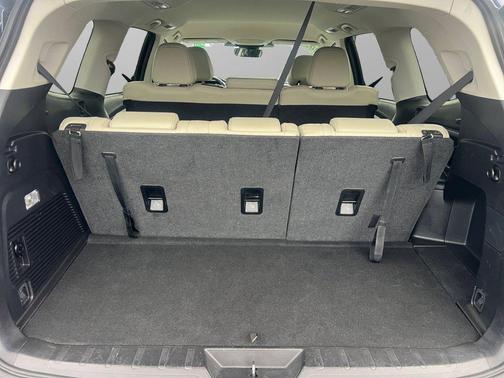 2023 Subaru Ascent Limited 8-Passenger