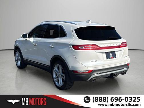 WHITE PLATINUM MET TRI-COAT 2015 Lincoln MKC Base
