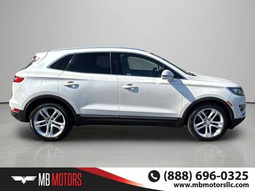 WHITE PLATINUM MET TRI-COAT 2015 Lincoln MKC Base