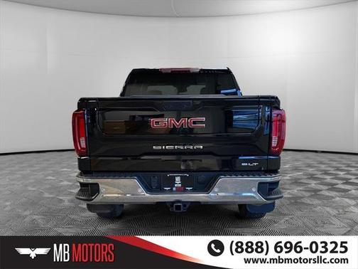 2022 GMC Sierra 1500 SLT