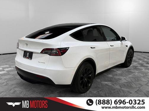 2022 Tesla Model Y Long Range Dual Motor All-Wheel Drive