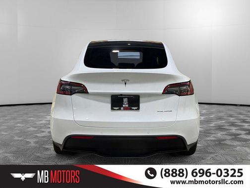 2022 Tesla Model Y Long Range Dual Motor All-Wheel Drive