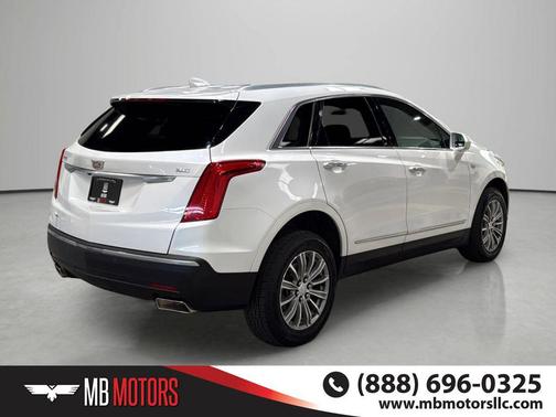Crystal White Tricoat 2019 Cadillac XT5 Luxury