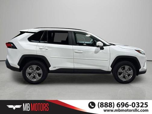 Ice Cap 2024 Toyota RAV4 Hybrid LE