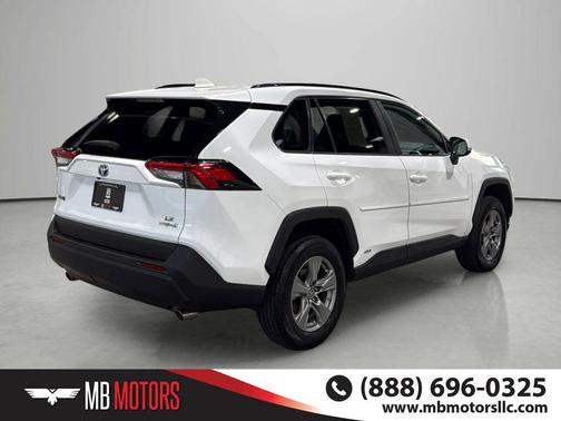 Ice Cap 2024 Toyota RAV4 Hybrid LE