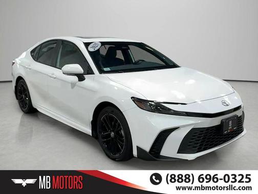 White 2025 Toyota Camry LE