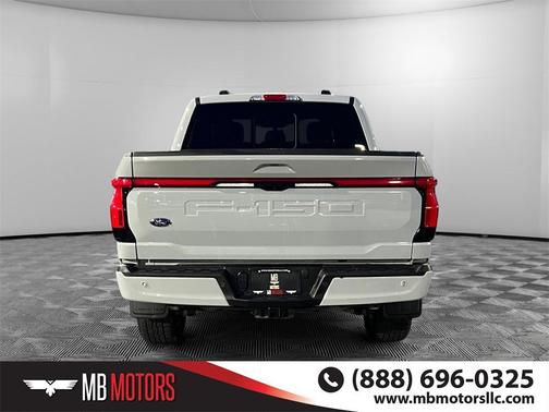 2023 Ford F-150 Lightning LARIAT