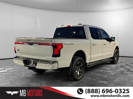 2023 Ford F-150 Lightning LARIAT