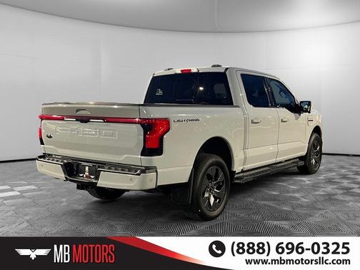 2023 Ford F-150 Lightning LARIAT