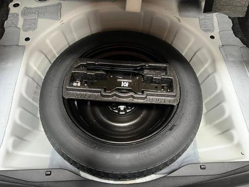2023 Nissan Maxima SL