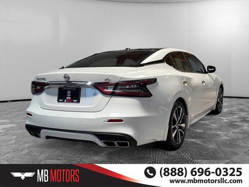 2023 Nissan Maxima SL