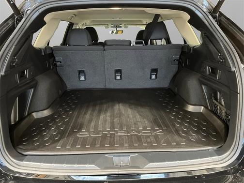 2021 Subaru Outback Touring