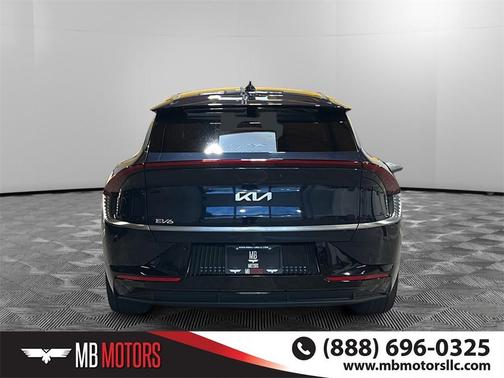 2022 Kia EV6 Wind