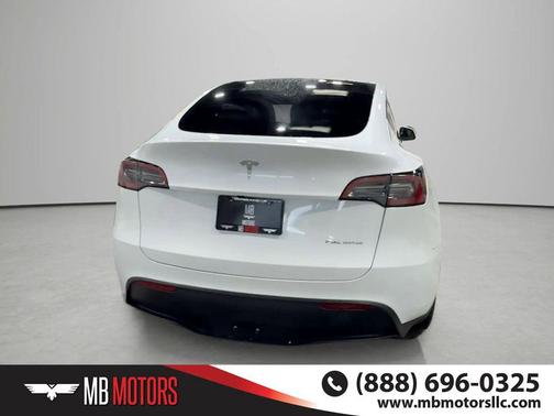 Pearl White Multi-Coat 2023 Tesla Model Y Long Range Dual Motor All-Wheel Drive