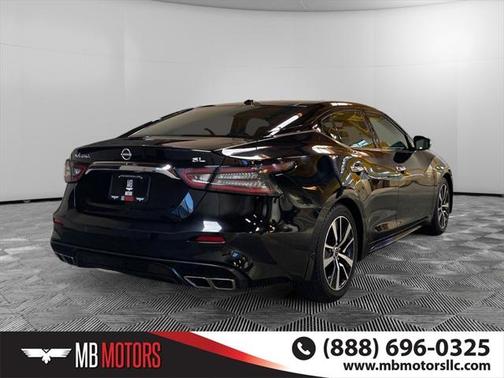 2023 Nissan Maxima SL