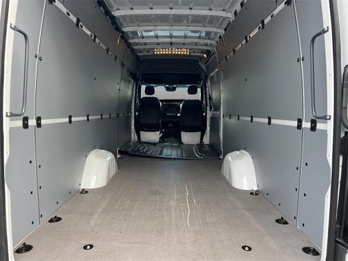 2024 Mercedes-Benz Sprinter 2500 High Roof