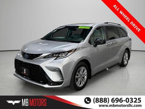 Celestial Silver Metallic 2021 Toyota Sienna XSE 7 Passenger