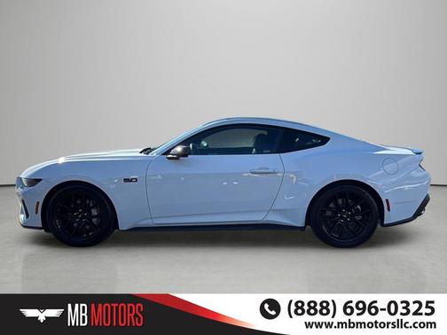 Oxford White 2024 Ford Mustang GT Premium
