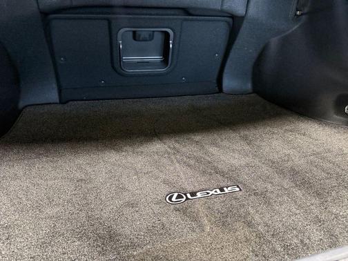 Atomic Silver 2019 Lexus ES 350 Luxury