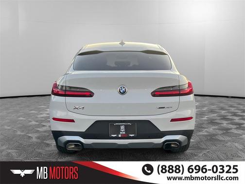 2022 BMW X4 xDrive30i