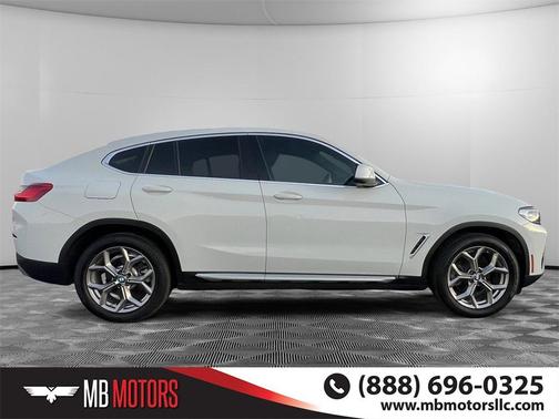 2022 BMW X4 xDrive30i