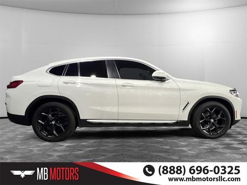 2022 BMW X4 xDrive30i