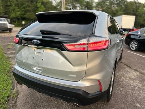 2019 Ford Edge SE