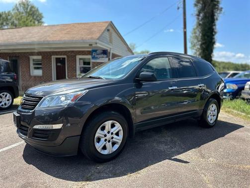 2017 Chevrolet Traverse LS