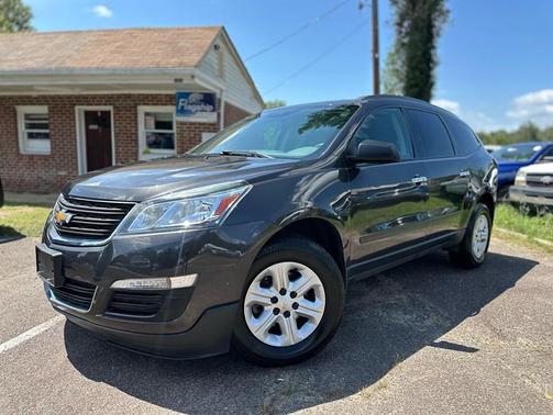 2017 Chevrolet Traverse LS