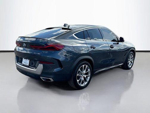 2021 BMW X6 sDrive40i