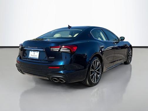 2022 Maserati Ghibli Modena