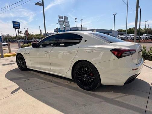 2023 Maserati Ghibli Modena
