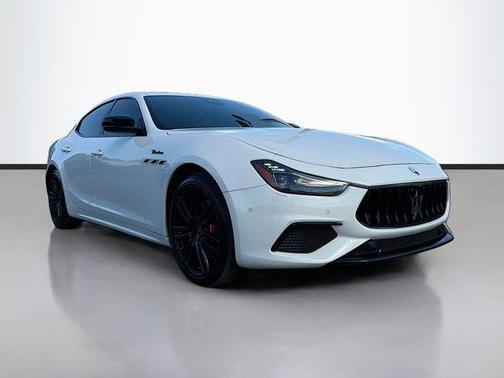 2023 Maserati Ghibli Modena