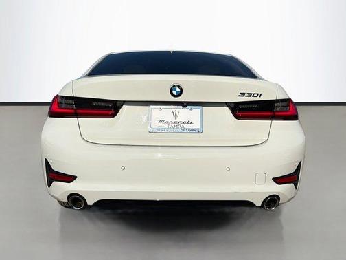 2019 BMW 330 i