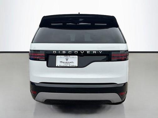 2024 Land Rover Discovery P360 Metropolitan Edition