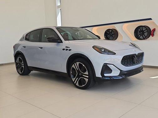 2025 Maserati Grecale Folgore Base