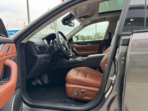 2022 Maserati Levante Modena