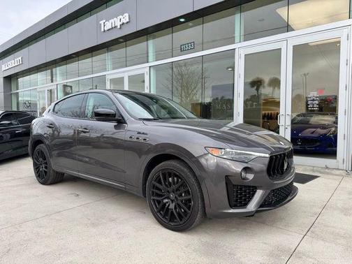 2022 Maserati Levante Modena