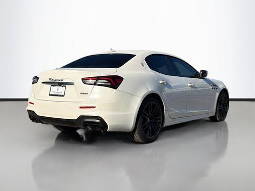 2022 Maserati Ghibli Modena