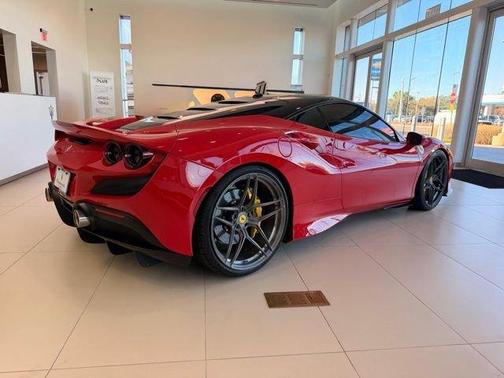 2021 Ferrari F8 Tributo Base