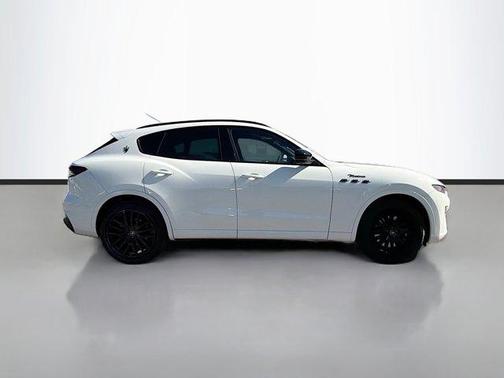 2024 Maserati Levante Modena Ultima