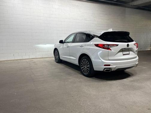 Platinum White Pearl 2025 Acura RDX Advance Package