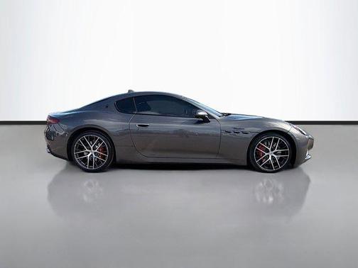 2024 Maserati GranTurismo Modena