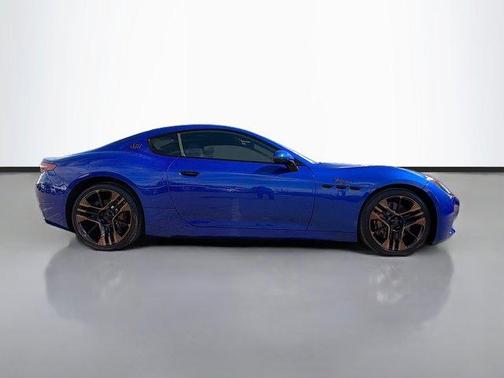 2025 Maserati GranTurismo Folgore Base